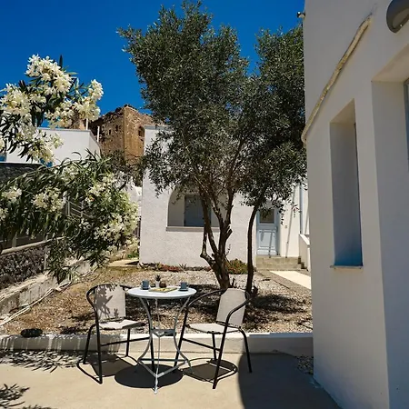 Santorini Cycladic House For 2 Persons By Mps Emporio (Santorini)