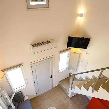 Дом отдыха Santorini Cycladic House For 2 Persons By Mps *